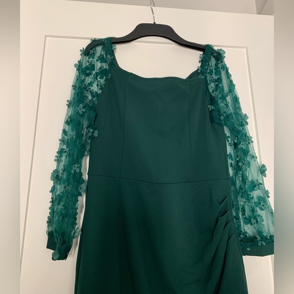 NWT Dark Green Floral Formal Dress - Picture 5 of 6